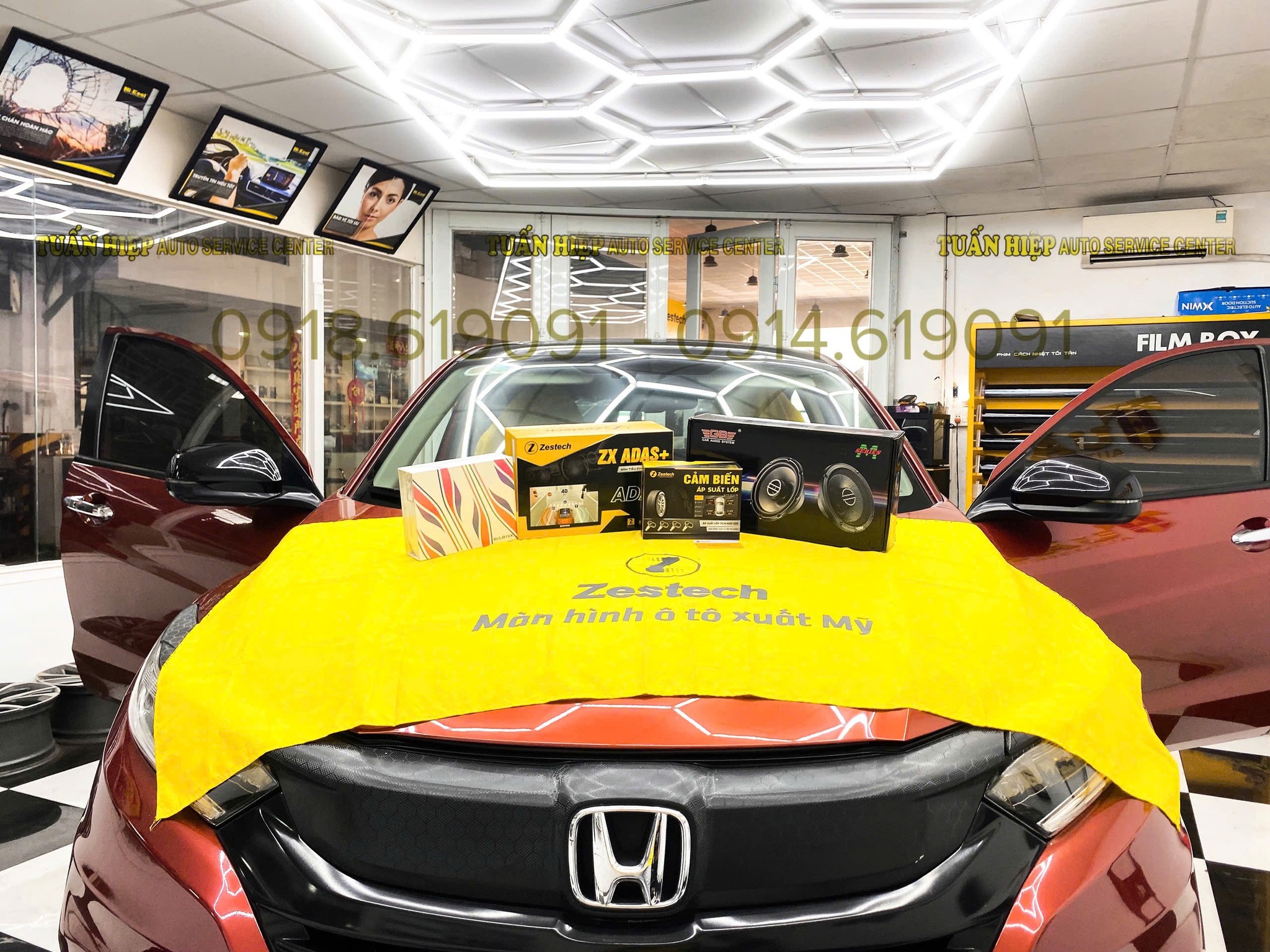 PHỤ KIỆN - ĐỒ CHƠI XE Ô TÔ