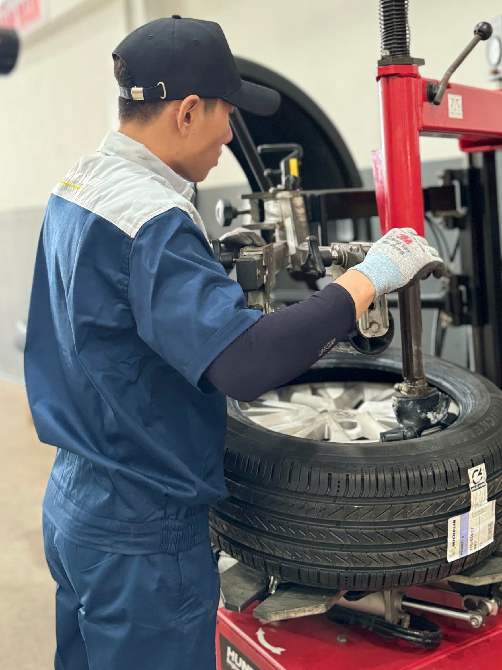 VỎ XE Ô TÔ - TẢI